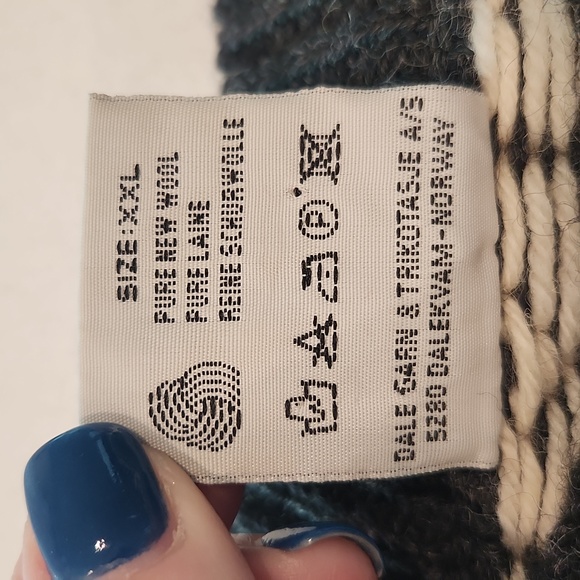 Dale of Norway snowflake and deer print wool ski sweater size XXL! - Picture 4 of 11